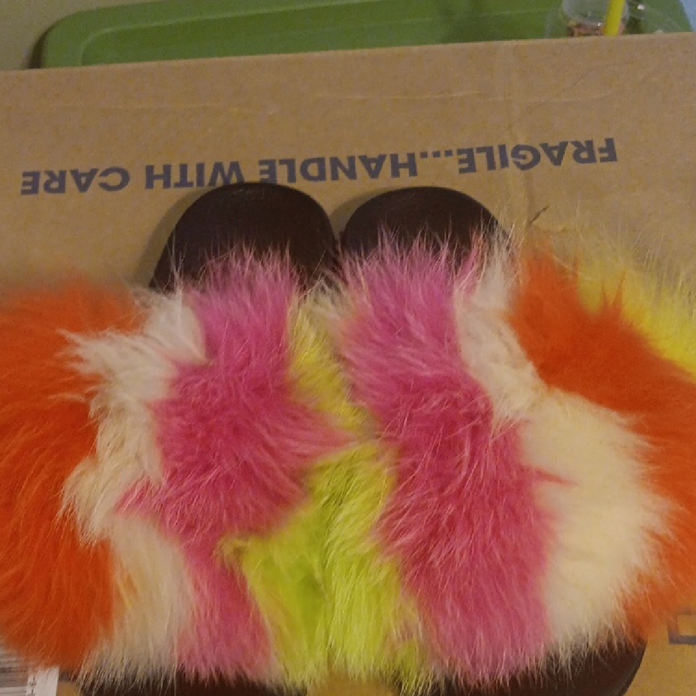 Colorful Furry Slippers - Picture 4 of 5